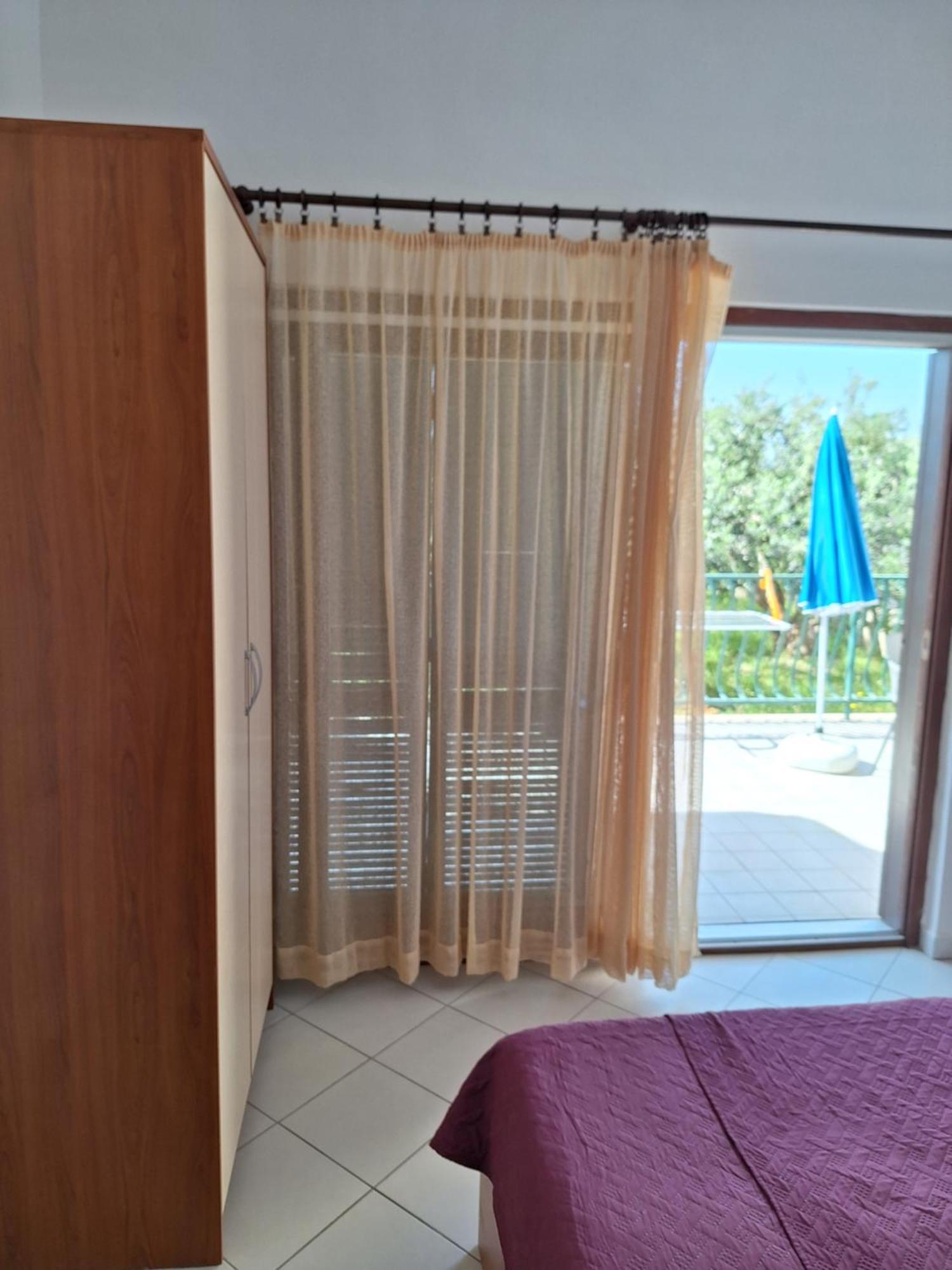 Ante Apartments Duće Pokoj fotografie
