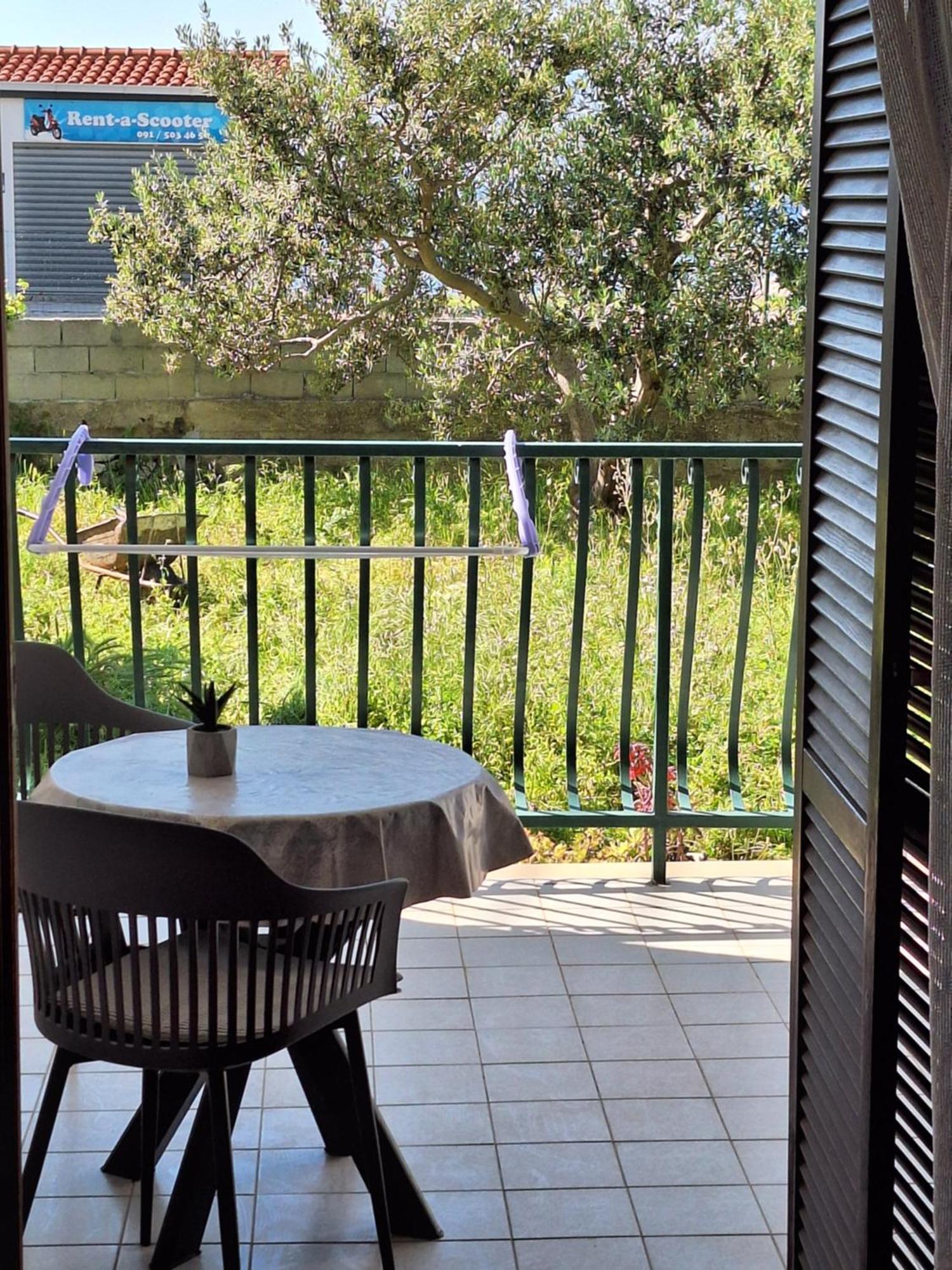Ante Apartments Duće Pokoj fotografie