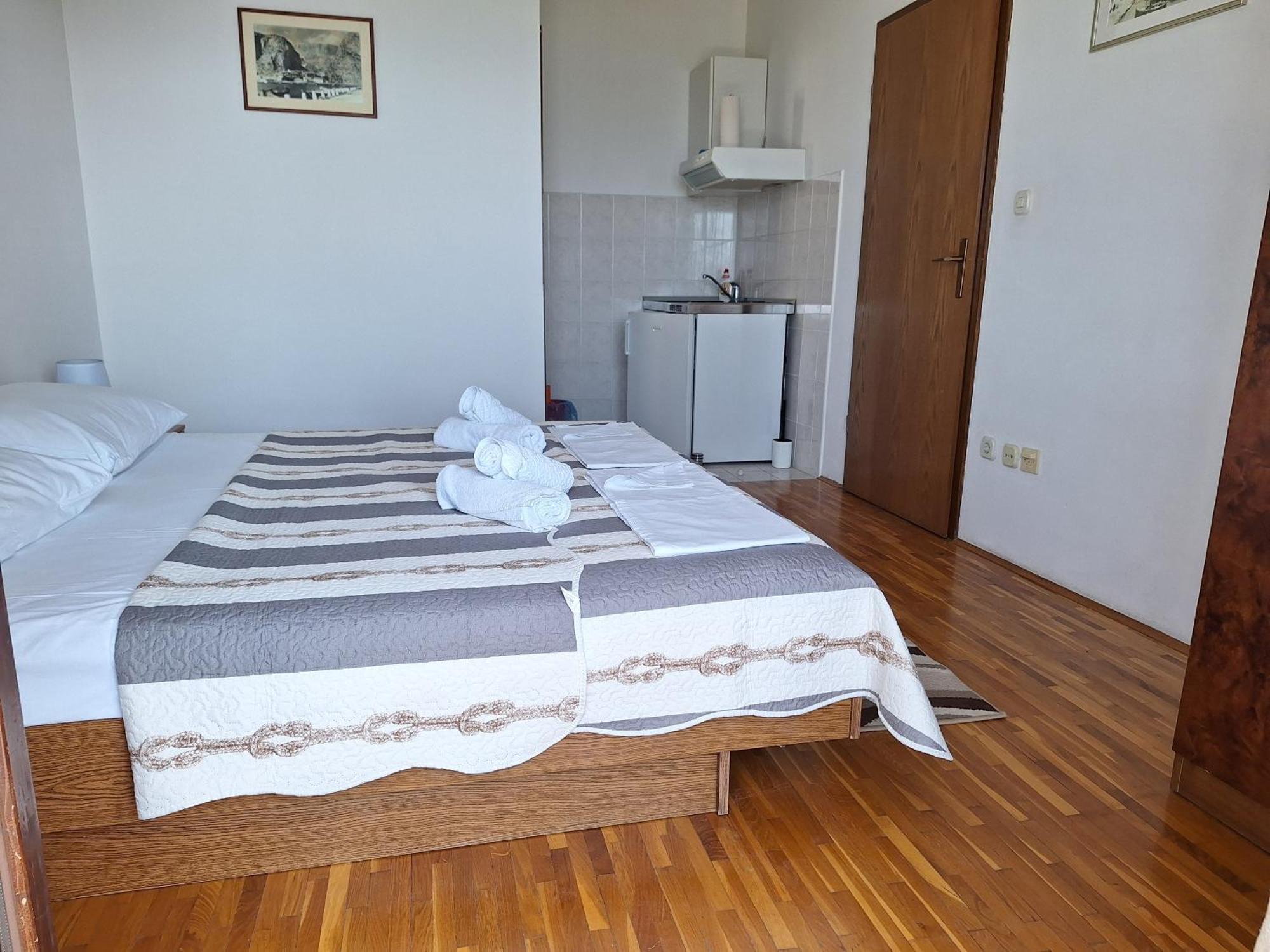 Ante Apartments Duće Pokoj fotografie