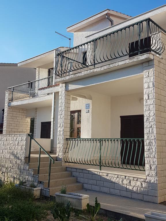 Ante Apartments Duće Exteriér fotografie